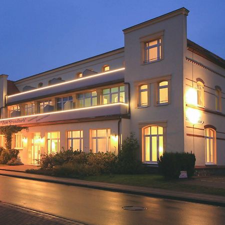 Appartementhaus Zum Strandkorb Kuehlungsborn Luaran gambar