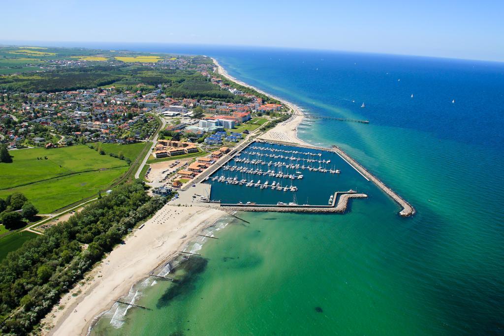 Appartementhaus Zum Strandkorb Kuehlungsborn Luaran gambar