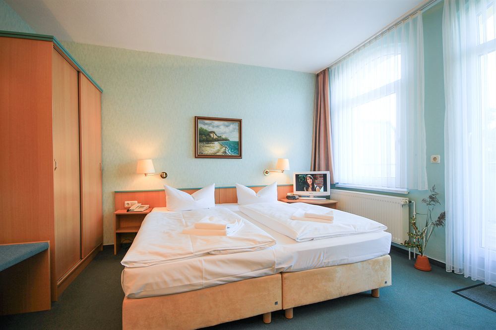 Appartementhaus Zum Strandkorb Kuehlungsborn Luaran gambar