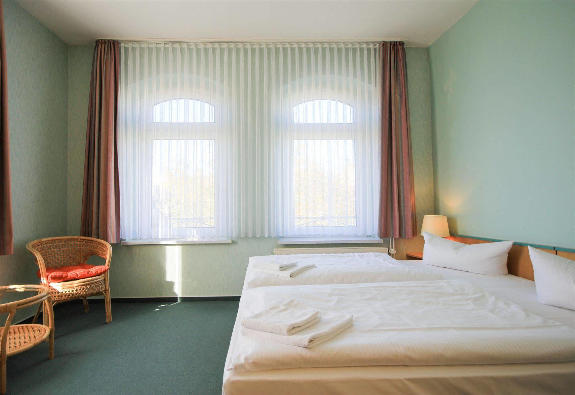 Appartementhaus Zum Strandkorb Kuehlungsborn Luaran gambar